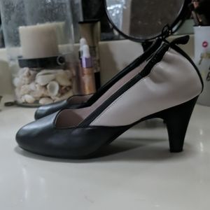Betabrand Origami Tuxedo Pumps 
